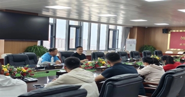 杨佩月副校长主持体育教学部例会
