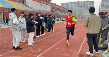 河北科技学院计算机学院-逐梦赛场，田径精英赛热血开跑