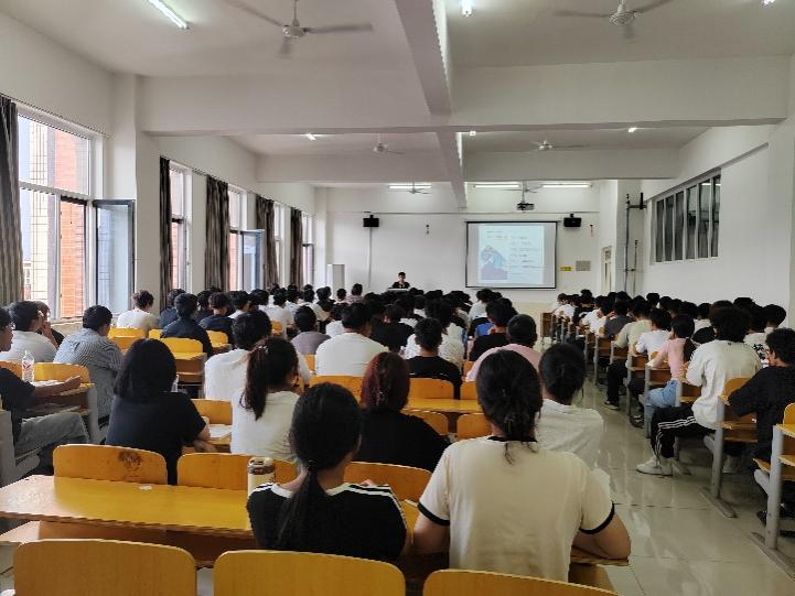 计算机学院扎实开展新学期初教学检查工作 筑牢教学根基，护航学期教学开局