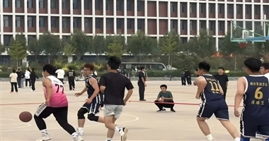 河北科技学院经济管理学院篮球赛 